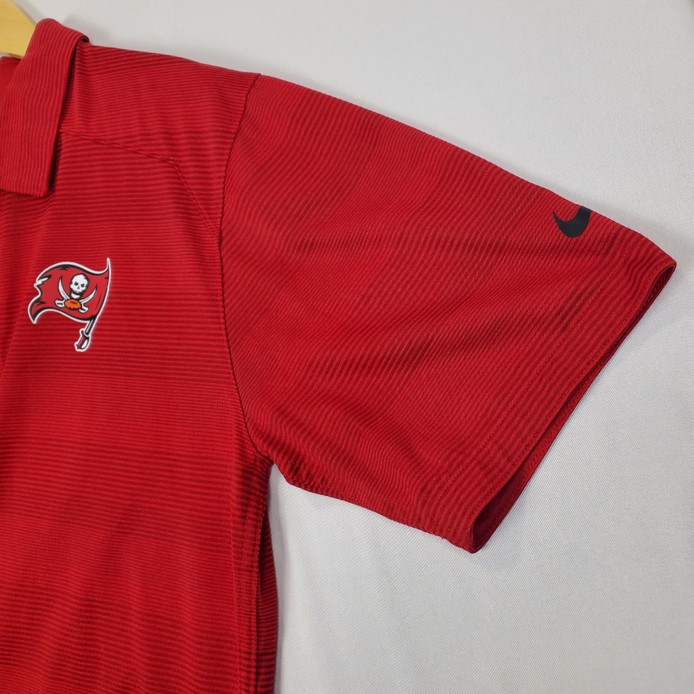 Tampa Bay Buccaneers Red NFL Men's Nike Dri-Fit Short Sleeve Polo Size Medium - Picture 3 of 15